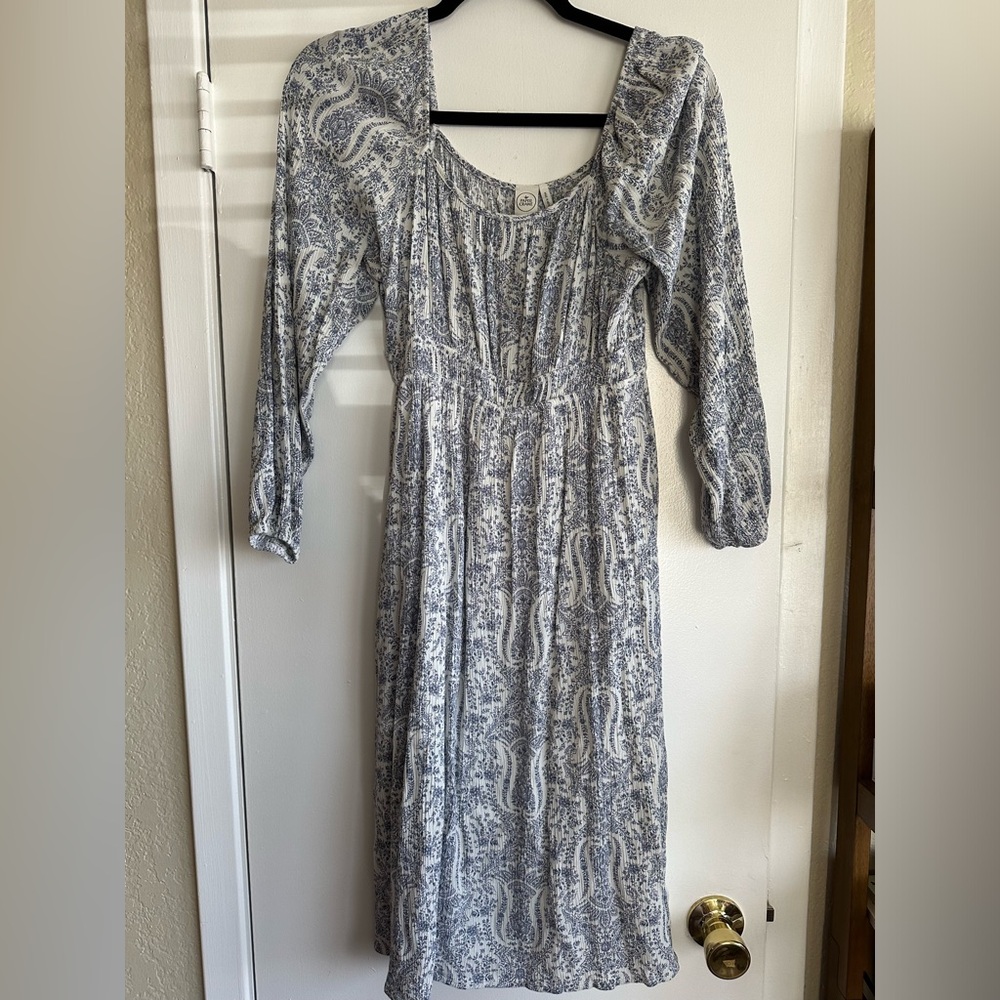 Paper crane midi blue & white dress